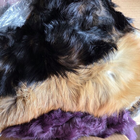 Vintage Mixed Fur Scraps for Crafting & Sewing - Approximately 4 lbs - Picture 3 of 4